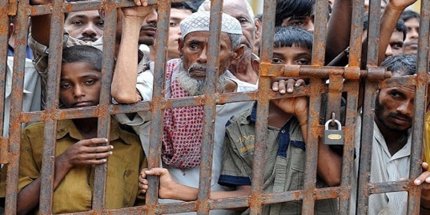 Myanmar'da 1675 Müslüman, seyahat ettikleri için ağır çalışma cezasına çarptırıldı