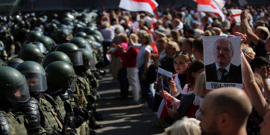 Belarus'ta seçim gerginliği sürüyor