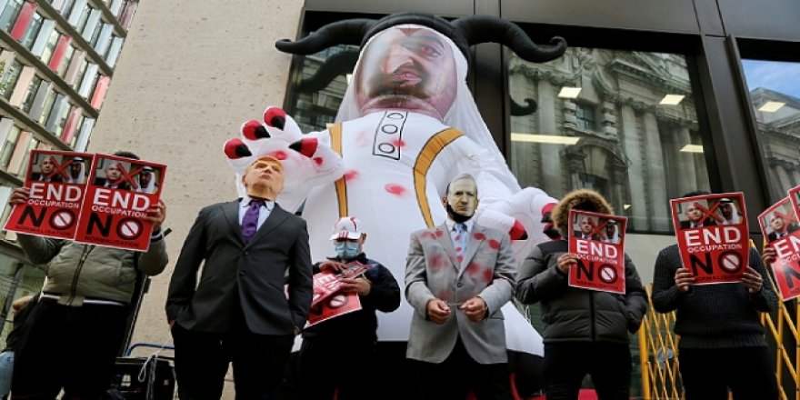 İsrail-BAE normalleşme anlaşması Londra'da protesto edildi