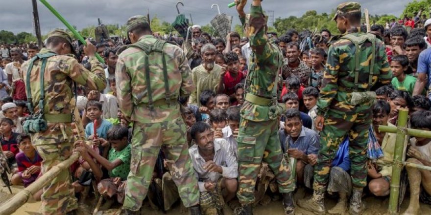 Myanmarlı askerler, Arakanlı Müslümanlara 'soykırım' yaptıklarını itiraf etti
