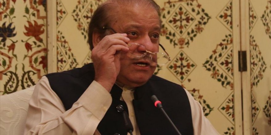 Pakistan Yüksek Mahkemesi eski Başbakan Navaz Şerif için tutuklama emri çıkardı