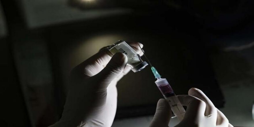 Çin aşı adayının denemelerinde ciddi yan etki görülmedi