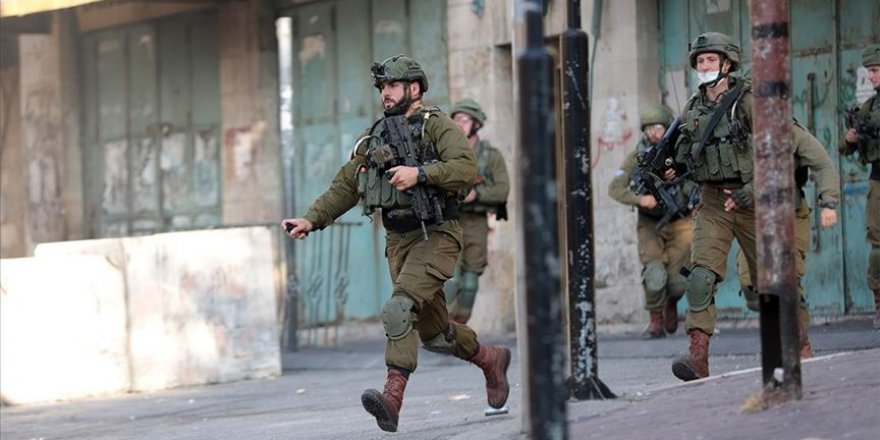 İşgalci İsrail askerleri Batı Şeria’da 4 Filistinliyi yaraladı