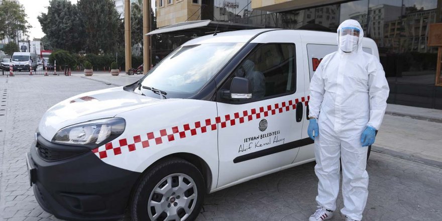 Adana'da Kovid-19 hastalarını taşıyacak taksiler hizmete sunuldu
