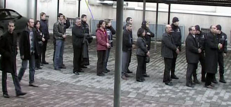 İçişleri'nden Kelepçeye İnceleme
