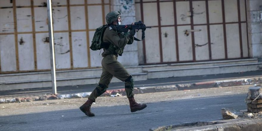 Siyonist İsrail askerleri Batı Şeria'da 3 Filistinliyi yaraladı