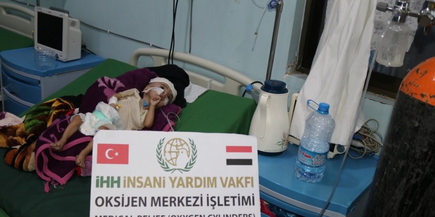 İHH'dan Yemen'deki hastalara oksijen tüpü yardımı