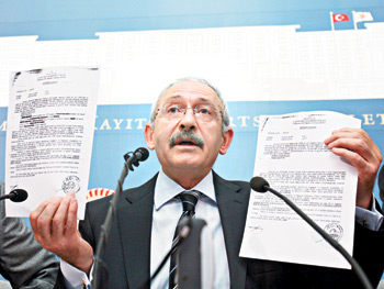 Askerden CHP’ye Belge Servisi