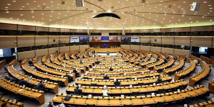 Avrupa Parlamentosu Milletvekili bütçe nedeniyle açlık grevine başladı