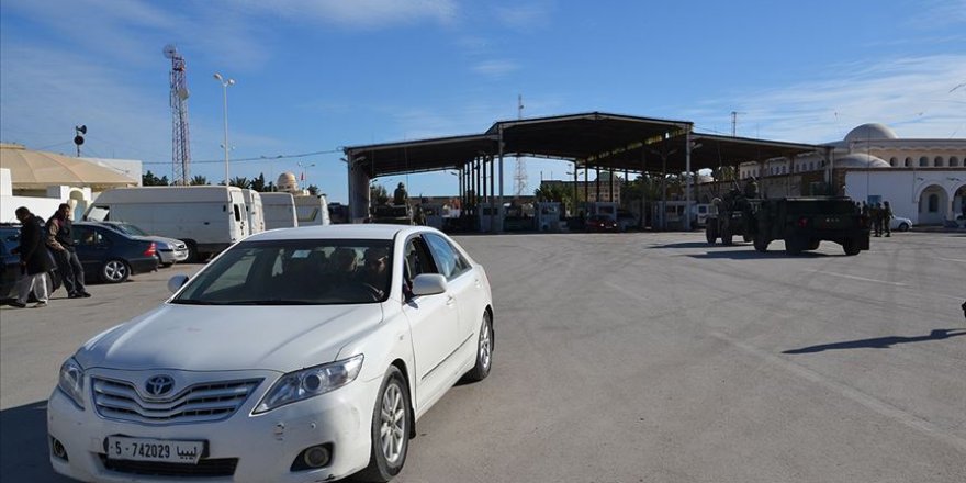 Tunus ve Libya arasında 8 aydır kapalı olan kara sınırı açıldı