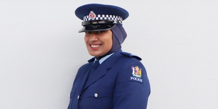 Yeni Zelanda'da kadın polislere başörtüsü izni