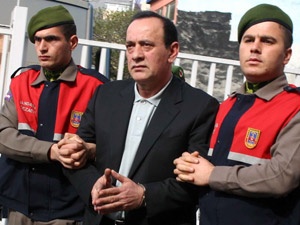 "Çok Sevdiğim Demirel de Yargılanmalı!"