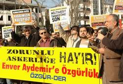 Özgür-Der: Zorunlu Askerliğe Hayır!