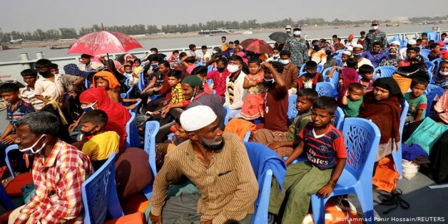 Bangladeş Rohingya Müslümanlarını bir adaya gönderiyor