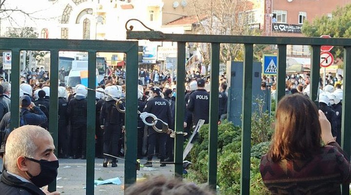 Boğaziçi Üniversitesi önündeki gösterilere ilişkin yeni gözaltılar