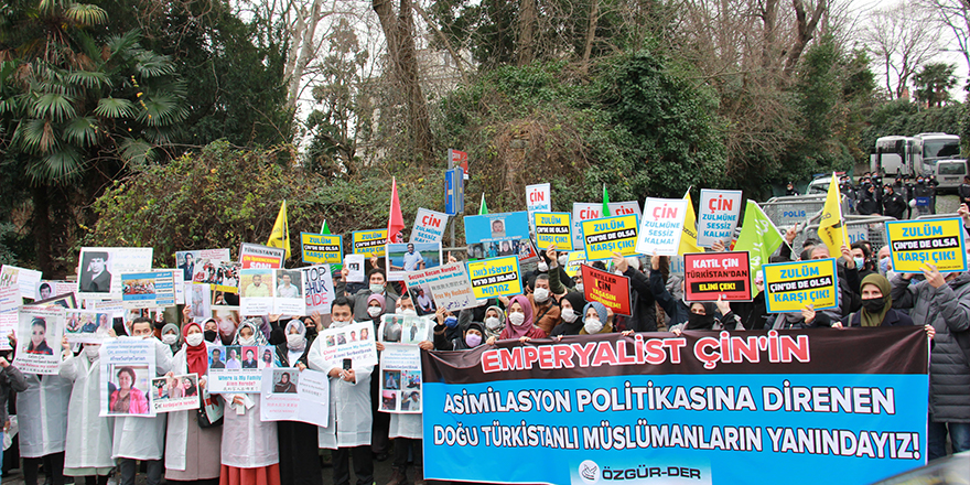 Asimilasyon politikasına direnen Doğu Türkistanlı Müslümanlara destek eylemi