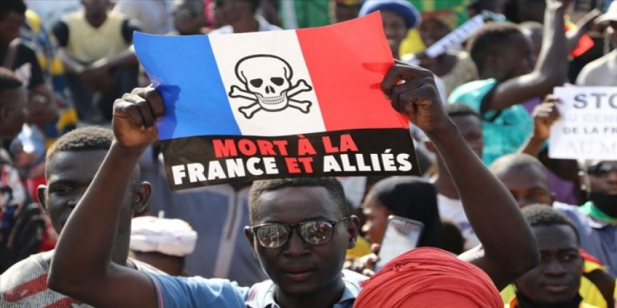 Kara kıta Afrika'da güç mücadelesi: Fransa
