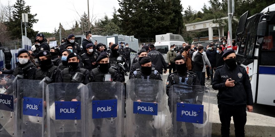 Boğaziçi Üniversitesi'nde gözaltına alınan 51 kişi adliyeye sevk edildi