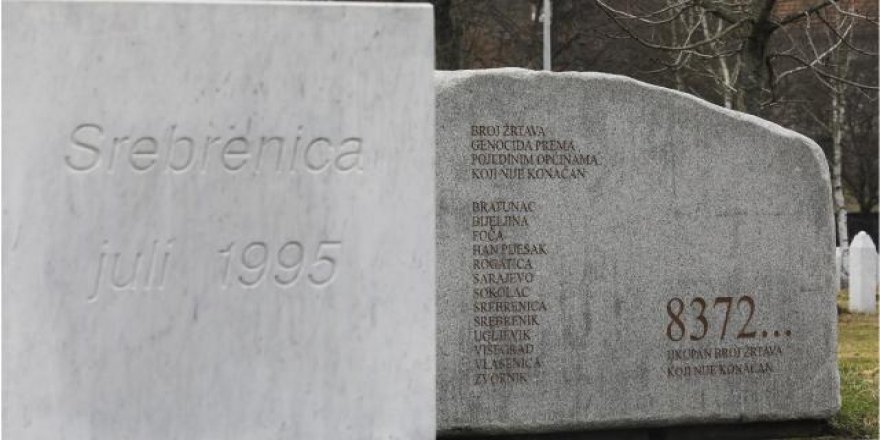 Hollanda'dan "Srebrenitsa" soykırımına göz yuman askerlere ödül