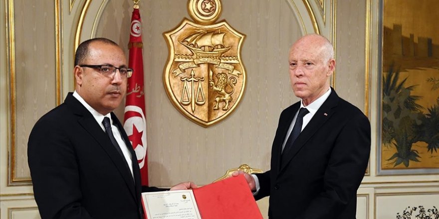 Tunus'ta kabine revizyonu krizi çözemedi