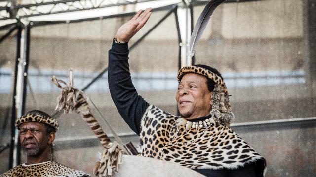 Zulu Kralı Goodwill Zwelithini 72 yaşında hayatını kaybetti