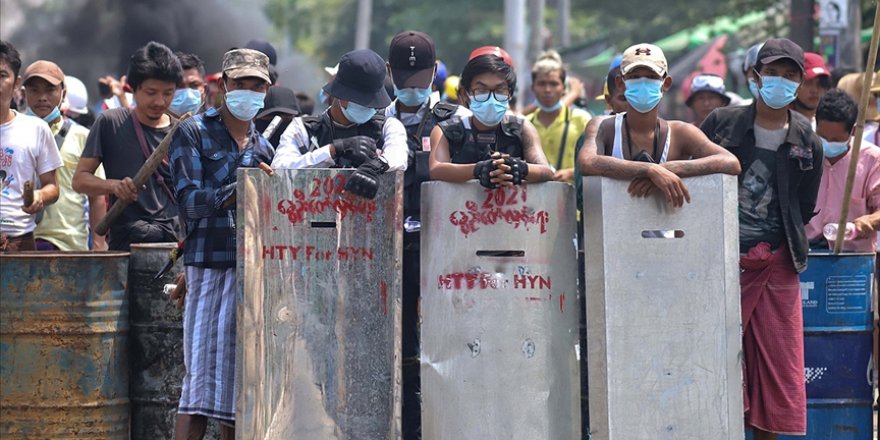 Myanmar'daki askeri cuntanın öldürdüğü protestocu sayısı 217'ye çıktı