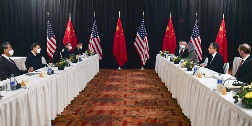 ABD ve Çinli heyetin Alaska’daki toplantısı gergin başladı