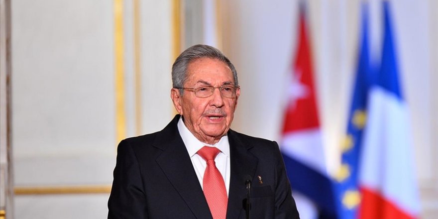 Raul Castro, Küba Komünist Partisi Genel Sekreterliğinden istifa etti