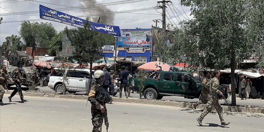 Afganistan'da yolcu otobüsüne bombalı saldırı: 11 ölü, 28 yaralı