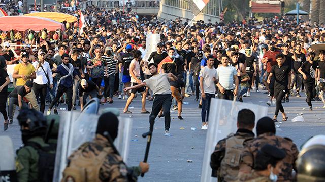 Bağdat'ta güvenlik güçleri göstericilere ateş açtı: 1 ölü