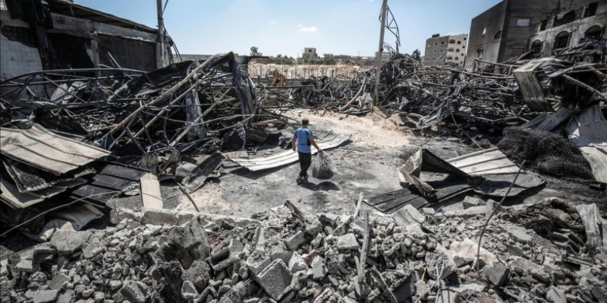 Gazze'de İsrail'in kimyasal tarım maddeleri deposunu vurması nedeniyle 'çevre felaketi' uyarısı yapıldı
