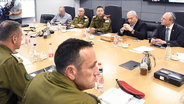 İşgalci İsrail'in Savunma Bakanı görevden alındı