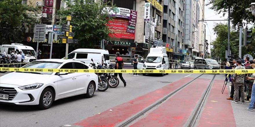 HDP İzmir İl Başkanlığında bir kişiyi öldüren saldırgan adliyede