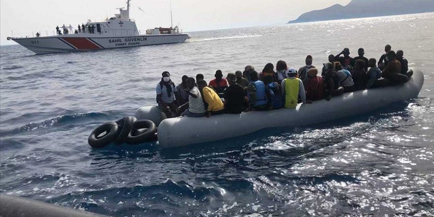 Yunanistan’ın Aydın açıklarına geri ittiği 39 göçmen kurtarıldı