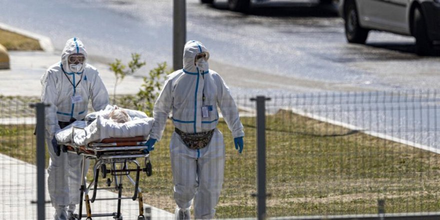 Rusya'da Kovid-19 salgınının başlangıcından bu yana 'en yüksek' günlük ölü sayısı kaydedildi