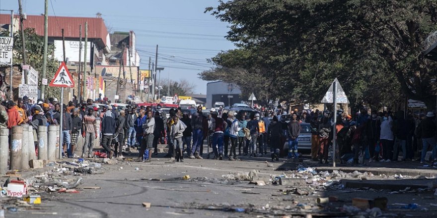 Güney Afrika'da neler oluyor?