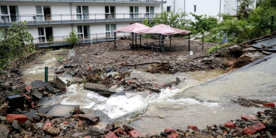 Almanya’daki sel felaketi: 42 ölü