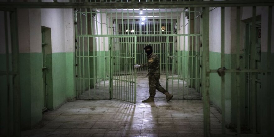 İran'ın Rakka'da yeni hapishane inşa etmesi ne anlama geliyor?