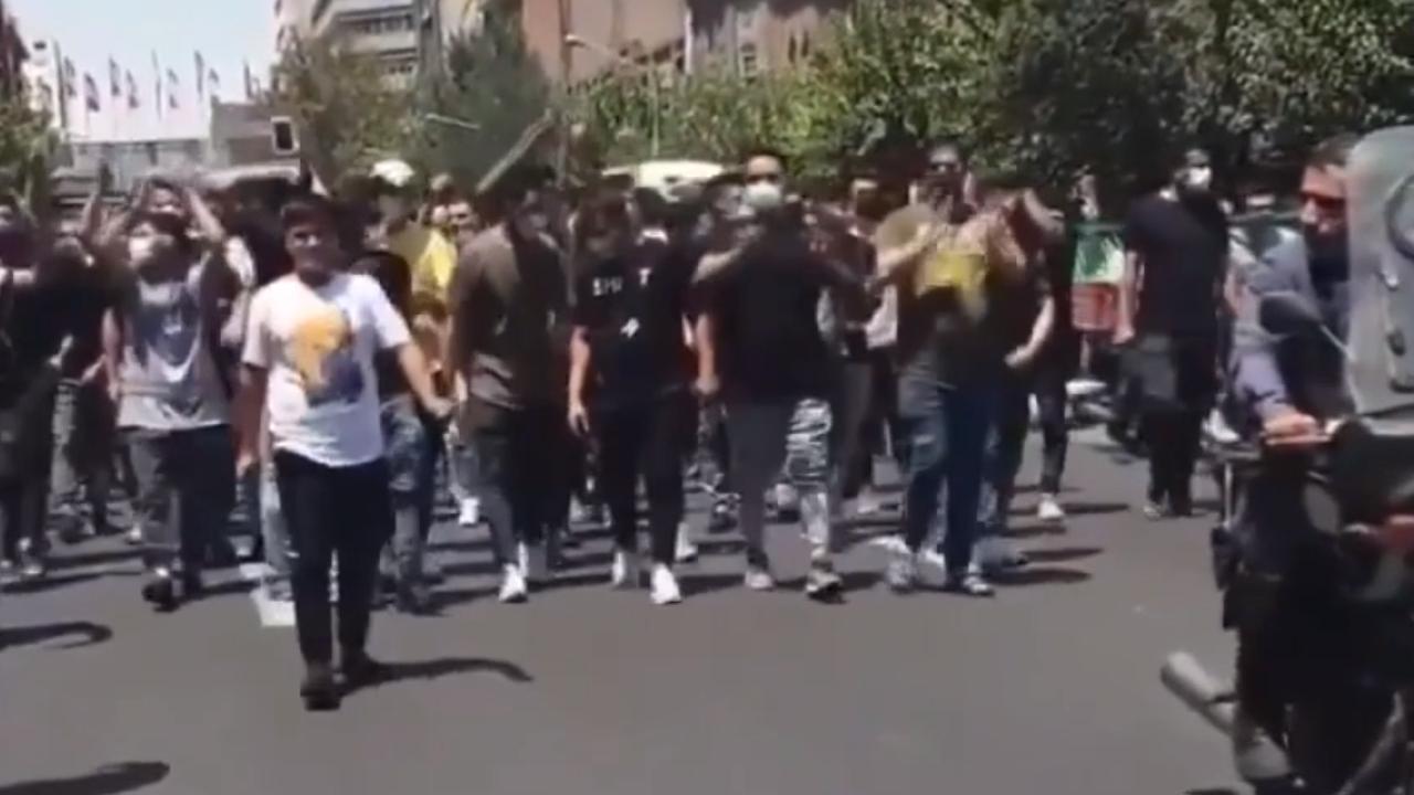 İran'ın başkenti Tahran'da rejim karşıtı gösteri