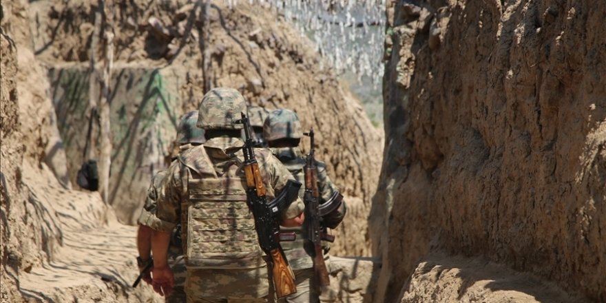 Ermenistan ordusunun sınırdaki Azerbaycan mevzilerine ateş açması sonucu 2 asker yaralandı