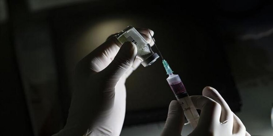 Türkiye'de en az bir doz Kovid-19 aşısı yaptıranların sayısı 40 milyonu geçti