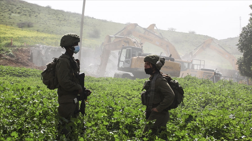 İşgalci İsrail, Batı Şeria'da yapım aşamasındaki 3 evi yıktı
