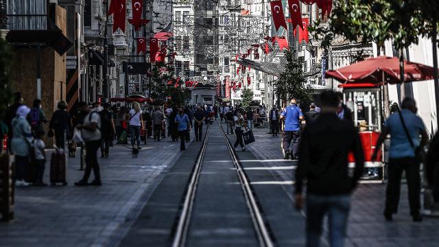 Türkiye'de bugün 23 bin 731 vaka görüldü