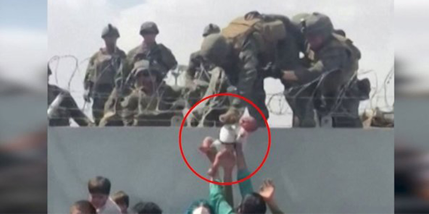 Afgan bebekler neden ABD askerlerine uzatılıyordu?