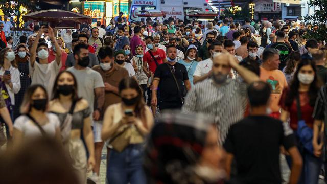 Son 24 saatte 27 bin 844 yeni vaka, 217 vefat