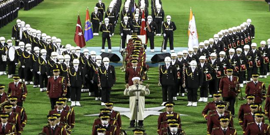 Başörtülü annelerin ordu evlerine alınmadığı günlerden başörtülü subayların olduğu günlere…