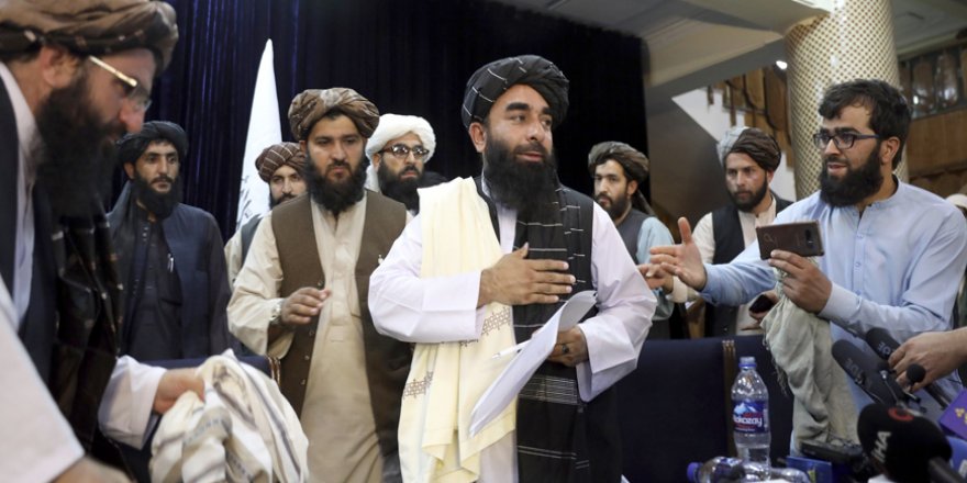 Taliban Sözcüsü: İleride kadınlar hükümette yer alabilir
