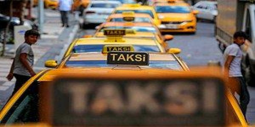 Turist kandırma planı bozulan taksici: Hakkımı helal etmiyorum!
