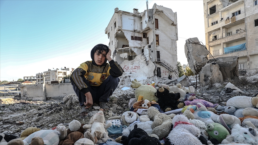 Suriye'de fırınları hedef alan 174 saldırıda 801 sivil can verdi