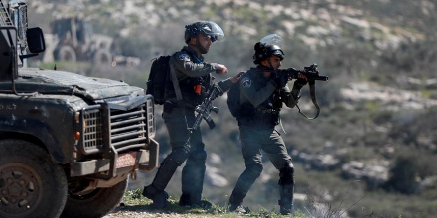 İşgal güçleri Filistinli bir gazeteciyi yaraladı